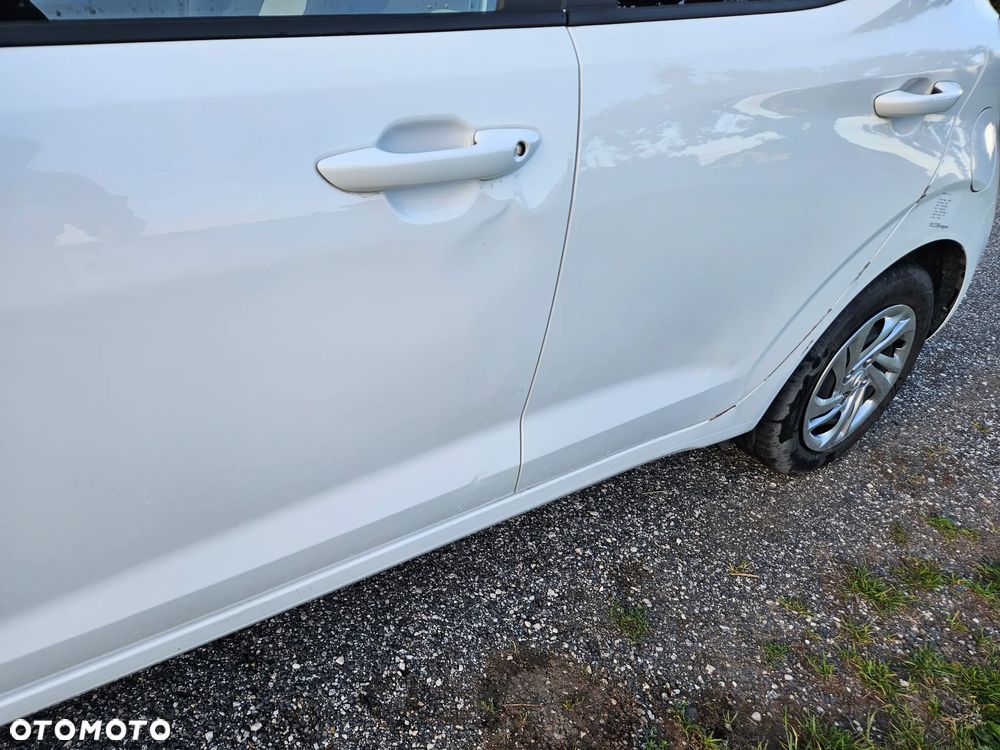 Hyundai i10 1.0 BlueDrive Comfort - 7
