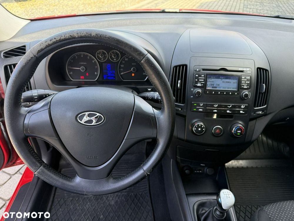 Hyundai i30 1.4 Base + EU5 - 15