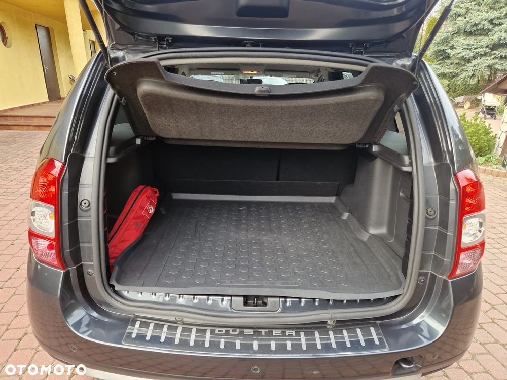 Dacia Duster 1.2 TCe Celebration 4x4 S&S EU6 - 23