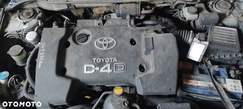 Toyota Avensis - 9