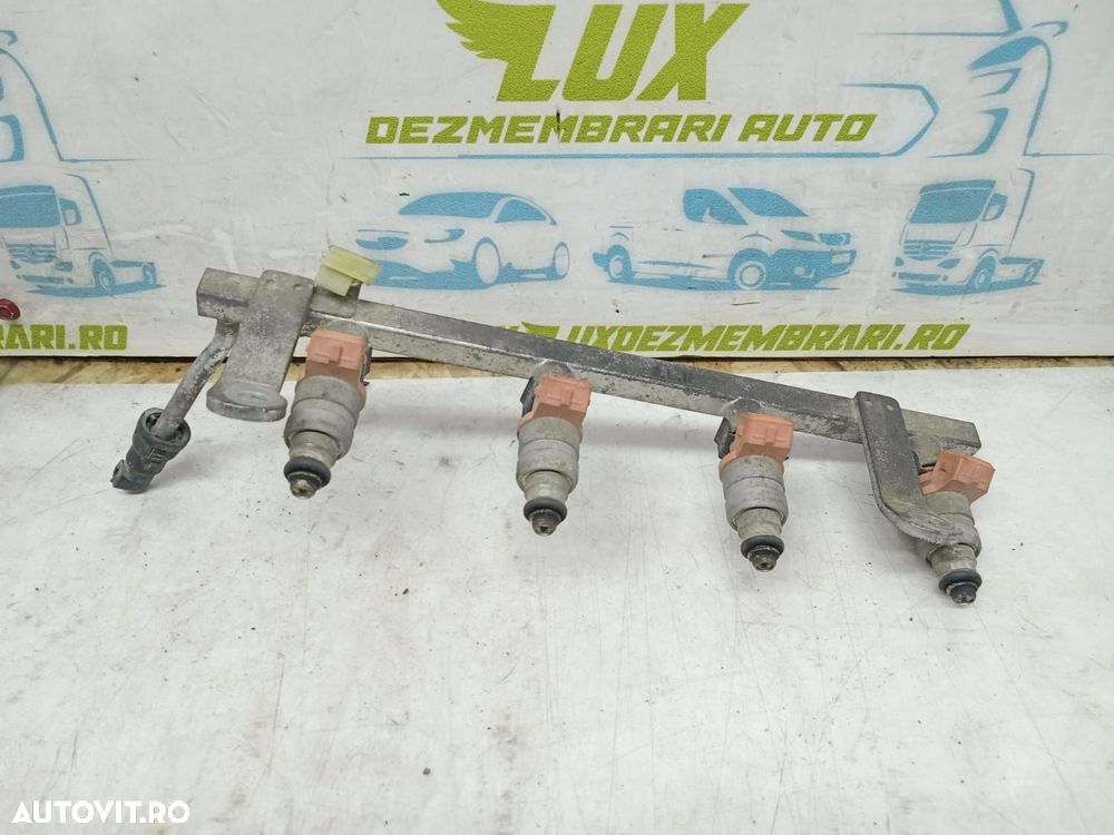 Rampa injectoare 1.2 benzina Chevrolet Aveo T200 [2003 - 2008] - 2