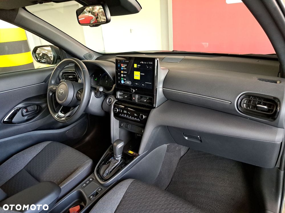 Toyota Yaris Cross Hybrid 1.5 Style - 17