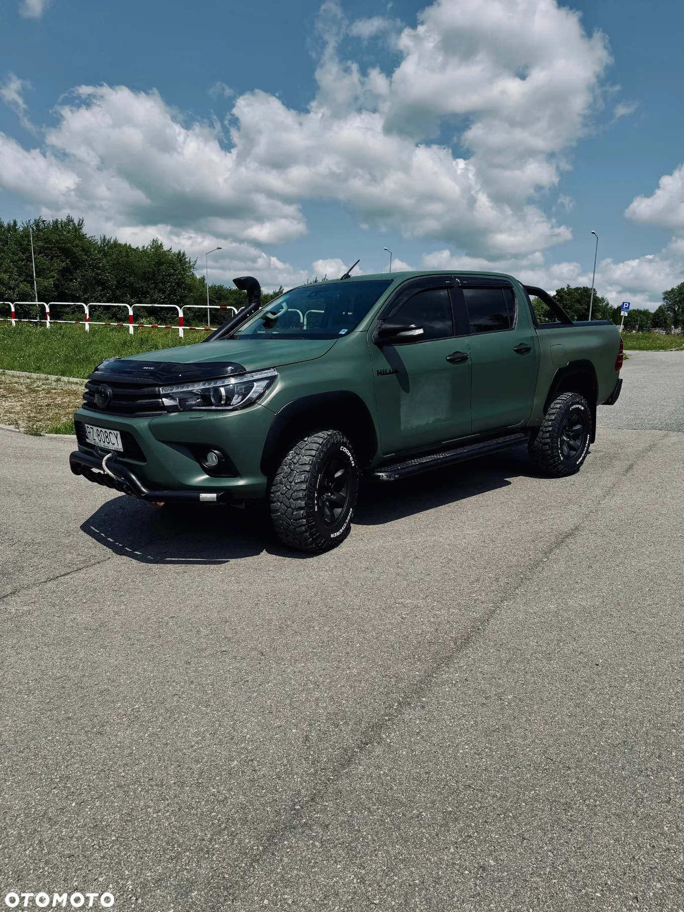 Toyota Hilux 2.4 D-4D Double Cab SR5 4x4