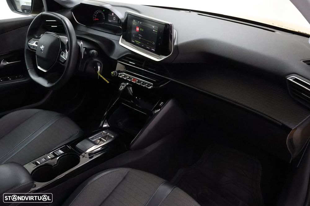 Peugeot 208 1.2 PureTech Allure EAT8 - 4