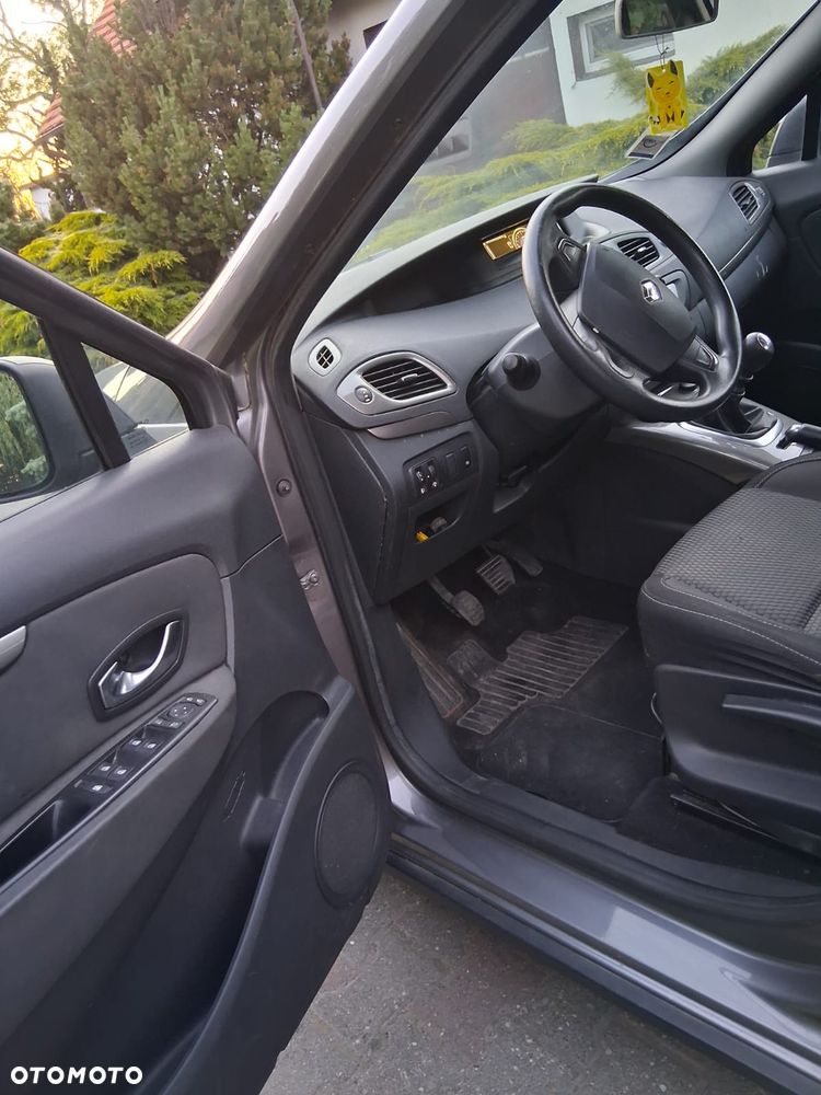 Renault Scenic dCi 110 Xmod Paris - 20