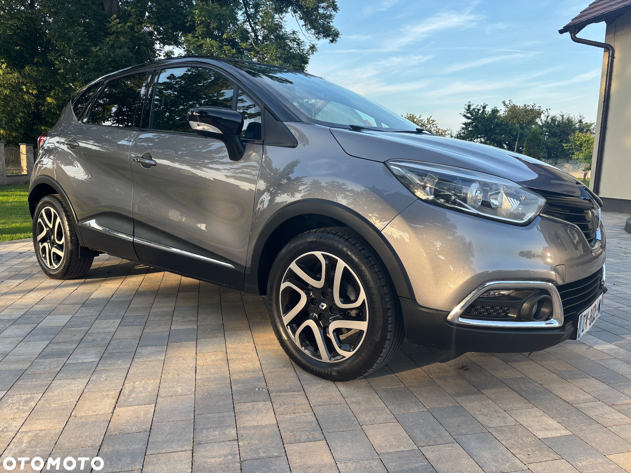 Renault Captur ENERGY TCe 120 EDC Luxe - 9