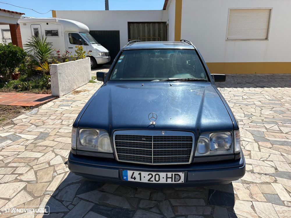 Mercedes-Benz W124 (1984-1997) 250 TD - 3