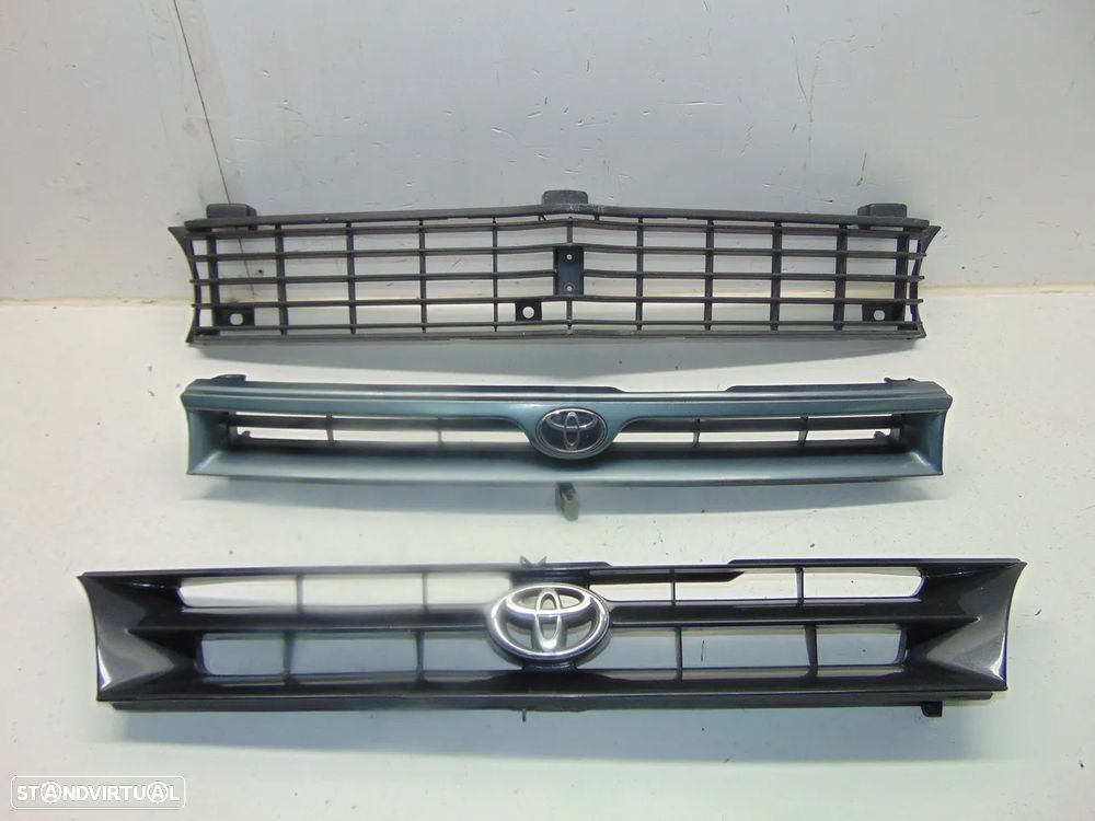 Toyota KE20/Corolla Grelhas - 1
