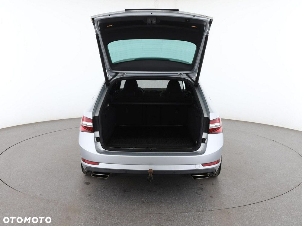 Skoda Superb 2.0 TSI 4x4 DSG Sportline - 19