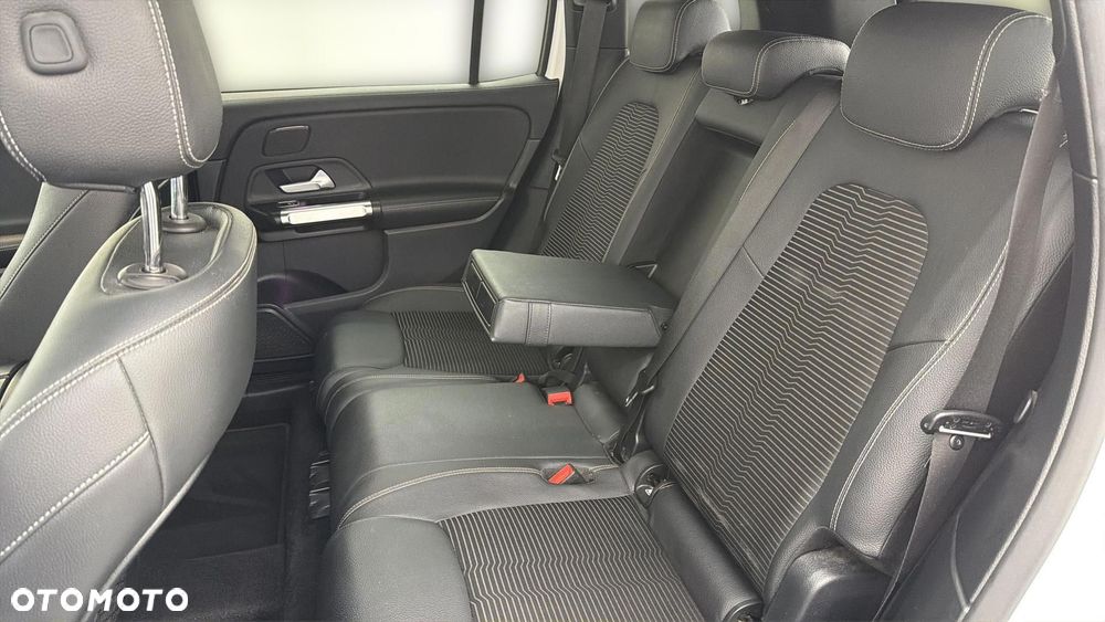 Mercedes-Benz GLB 200 d 4-Matic Progressive 8G-DCT - 17