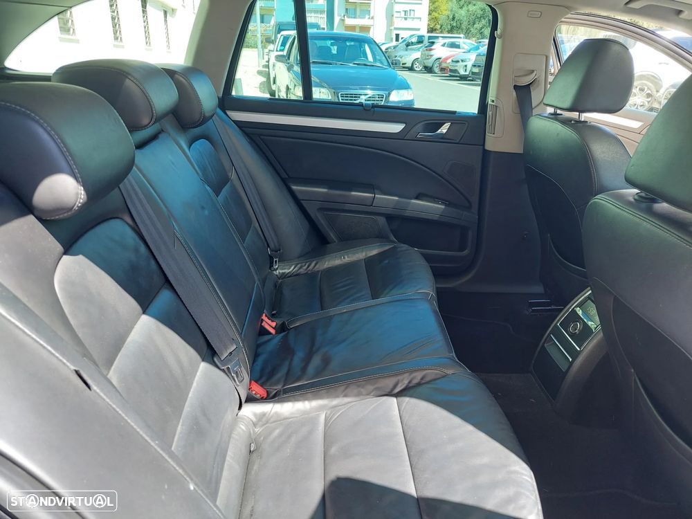 Skoda Superb Break 1.6 TDI Elegance - 21