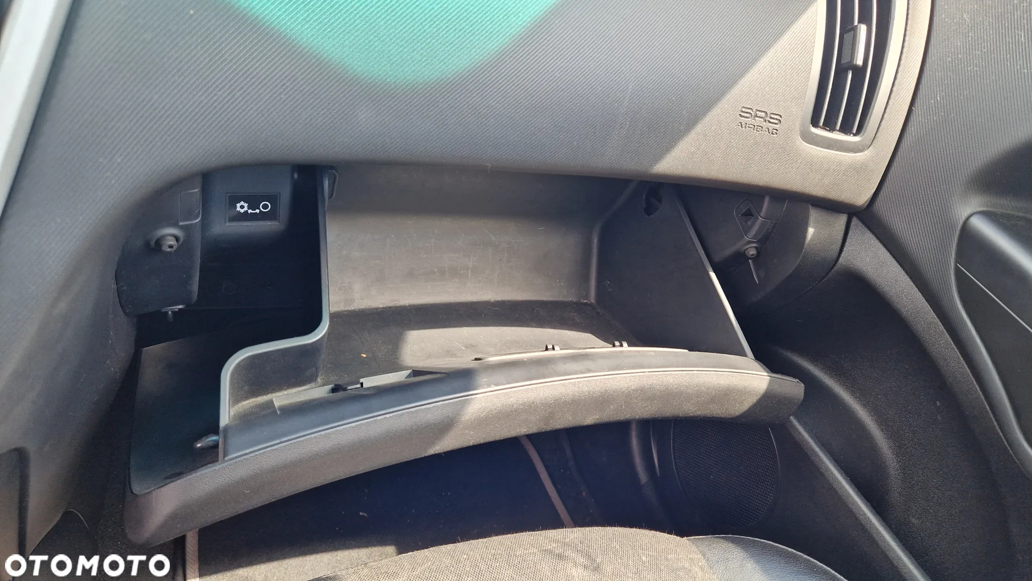 KIA CEED I 06-12 SCHOWEK PASAŻERA - 2