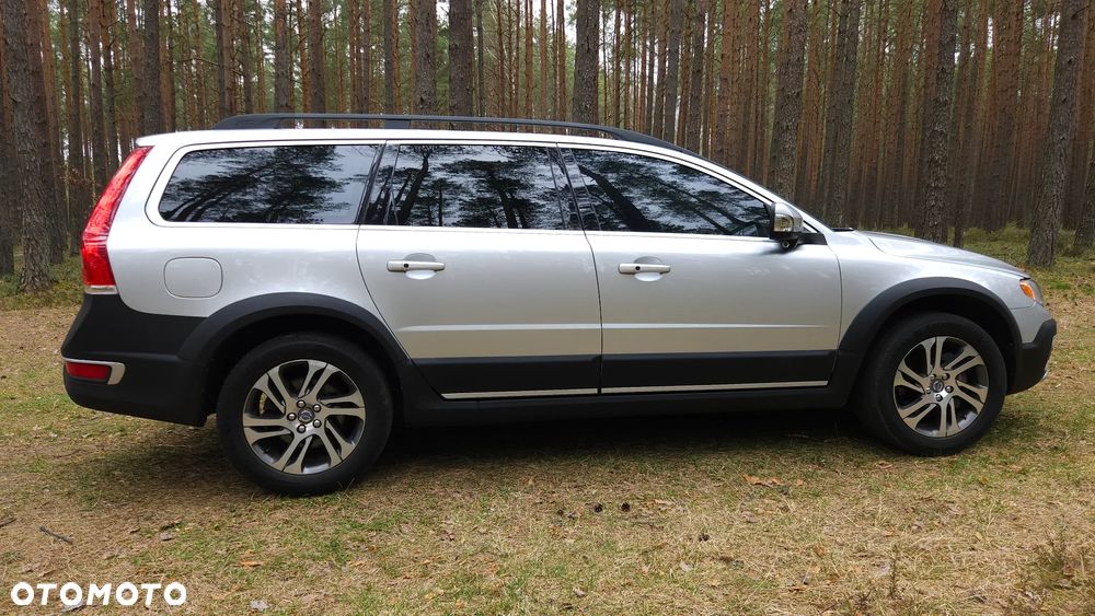 Volvo XC 70 - 4