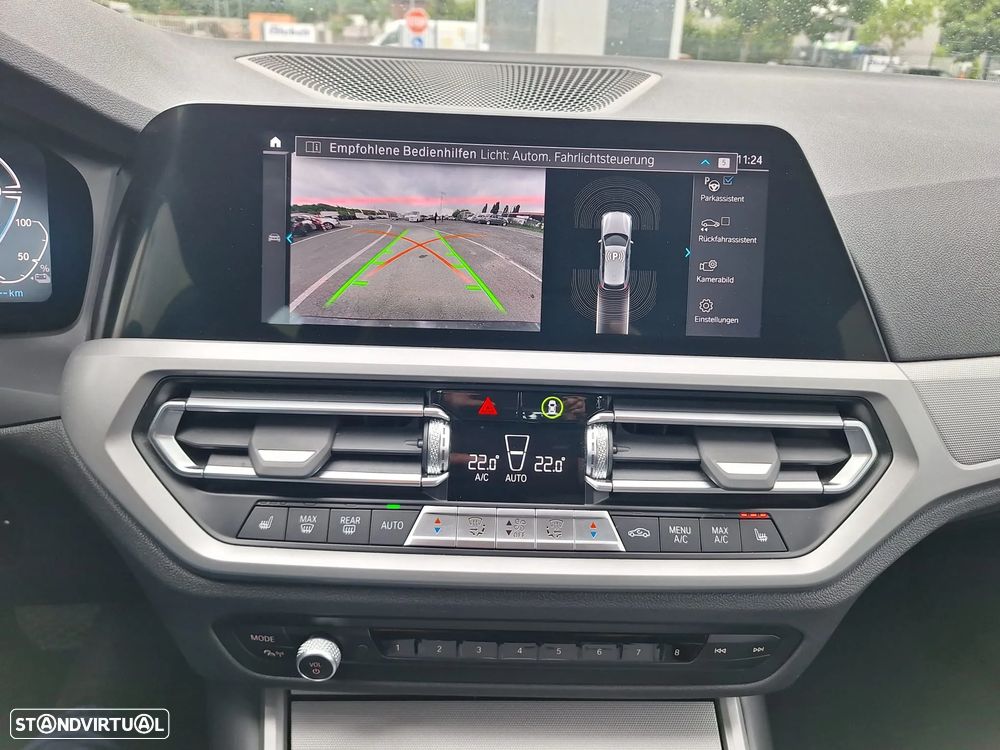 BMW 320 e Aut. Luxury Line - 13
