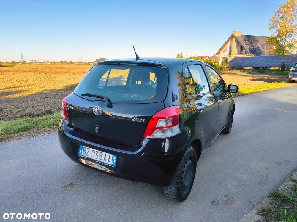 Toyota Yaris ver-1-4-d--4d - 4