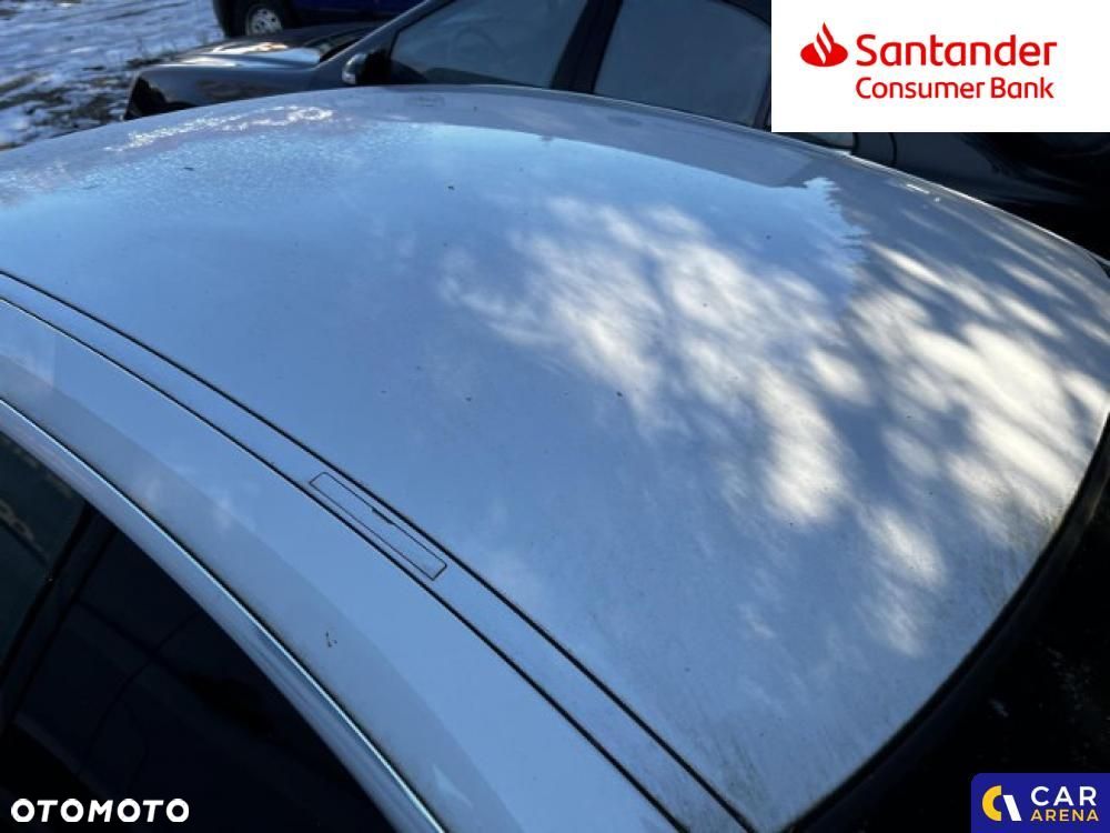 BMW Seria 3 325i - 25