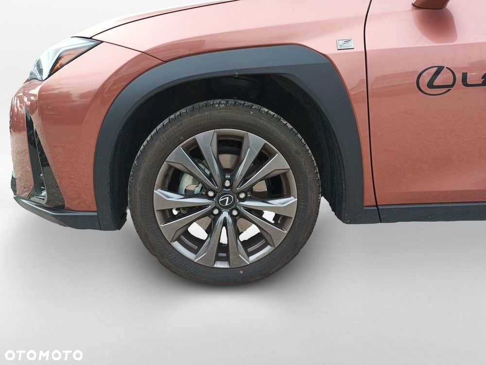 Lexus UX - 20