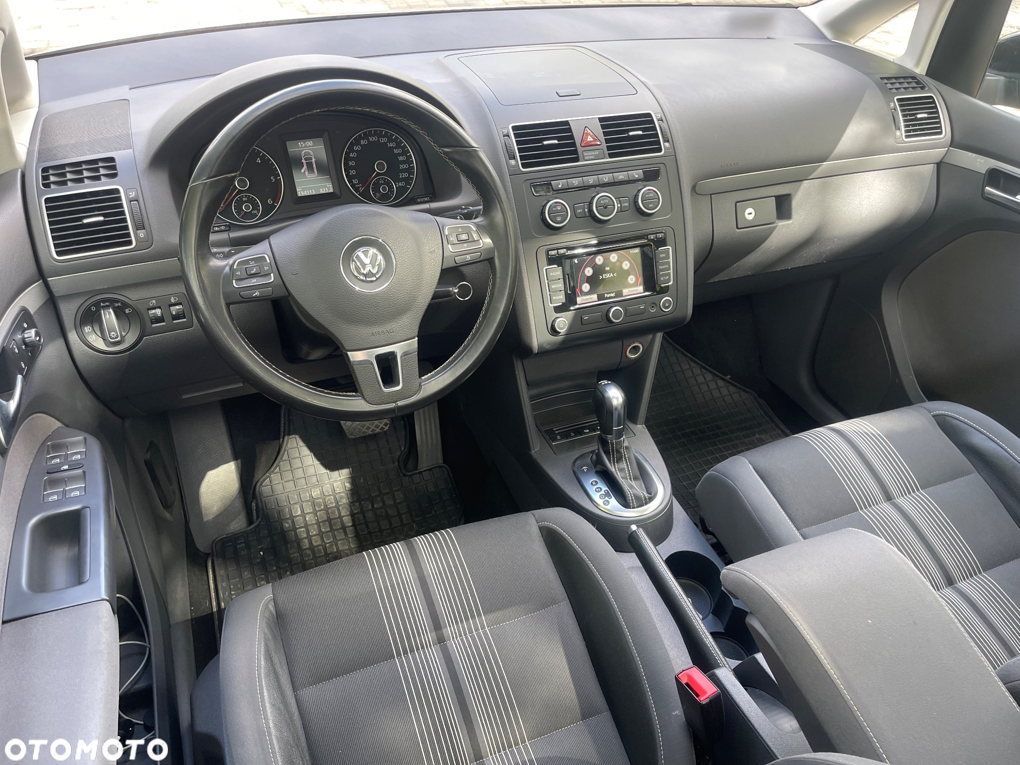 Volkswagen Touran 2.0 TDI DPF Highline DSG - 7