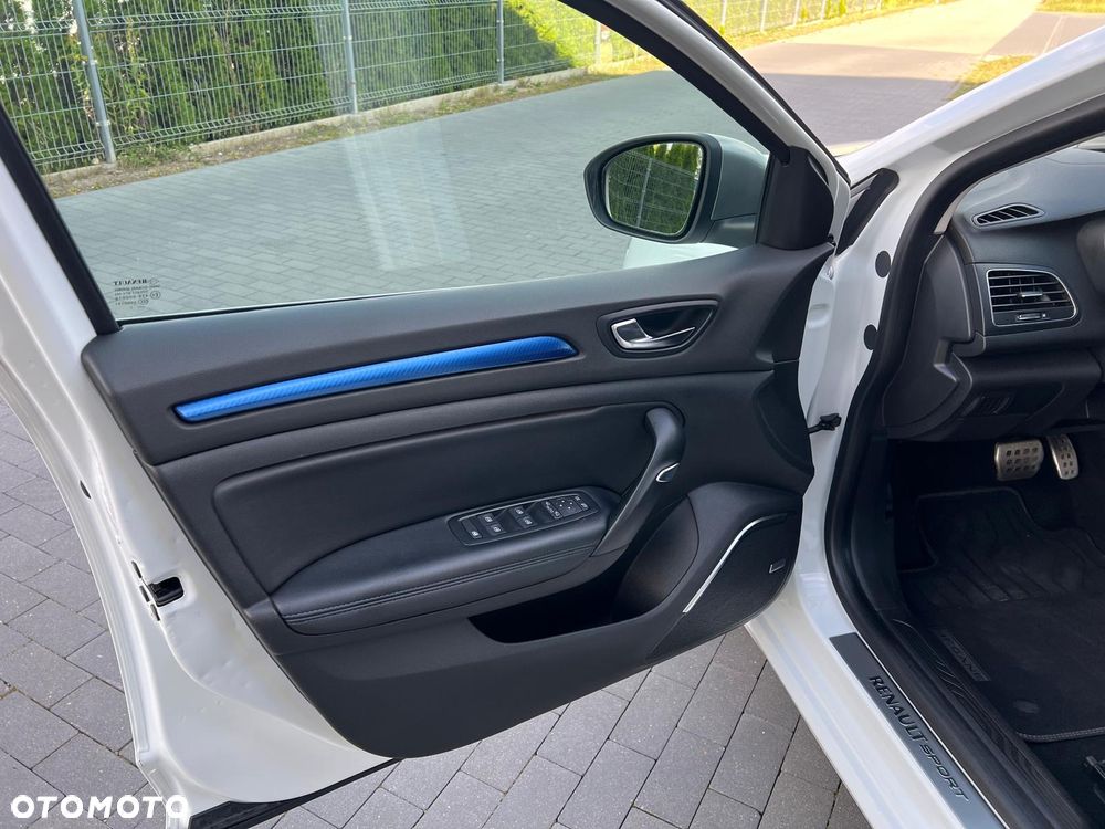 Renault Megane 1.6 TCe GT EDC - 16