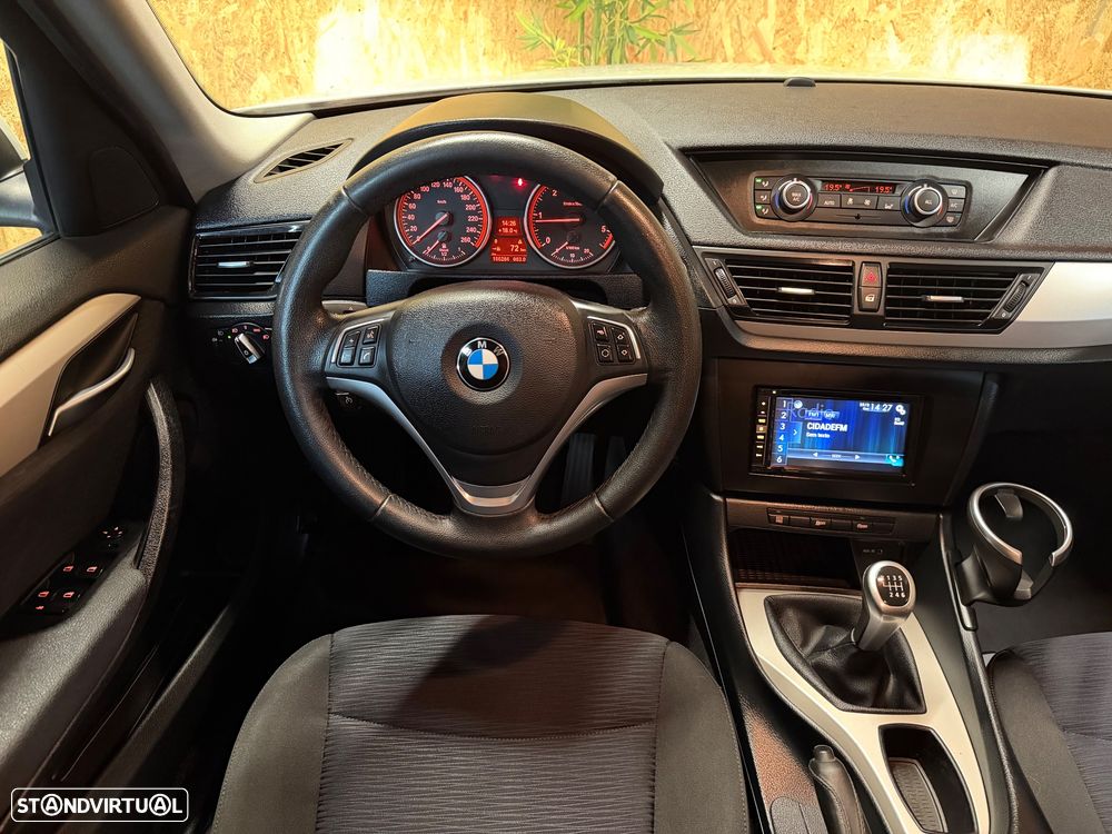 BMW X1 16 d sDrive Line Sport - 14