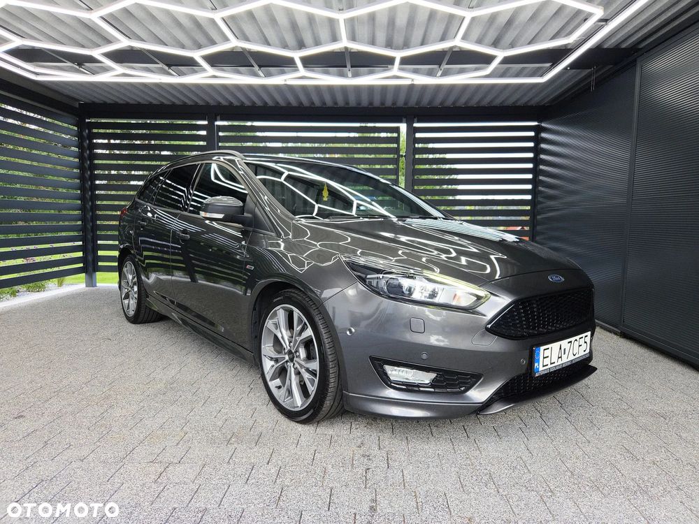 Ford Focus - 24