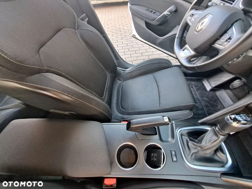 Renault Megane ENERGY TCe 130 EXPERIENCE - 19