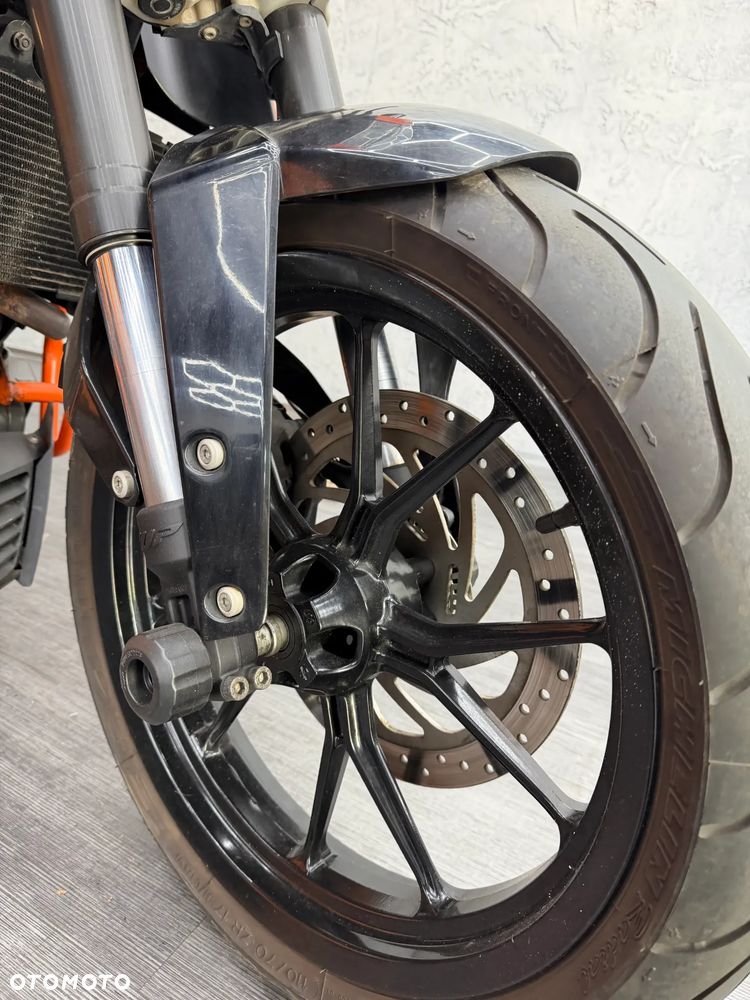 KTM Duke 125 - 4