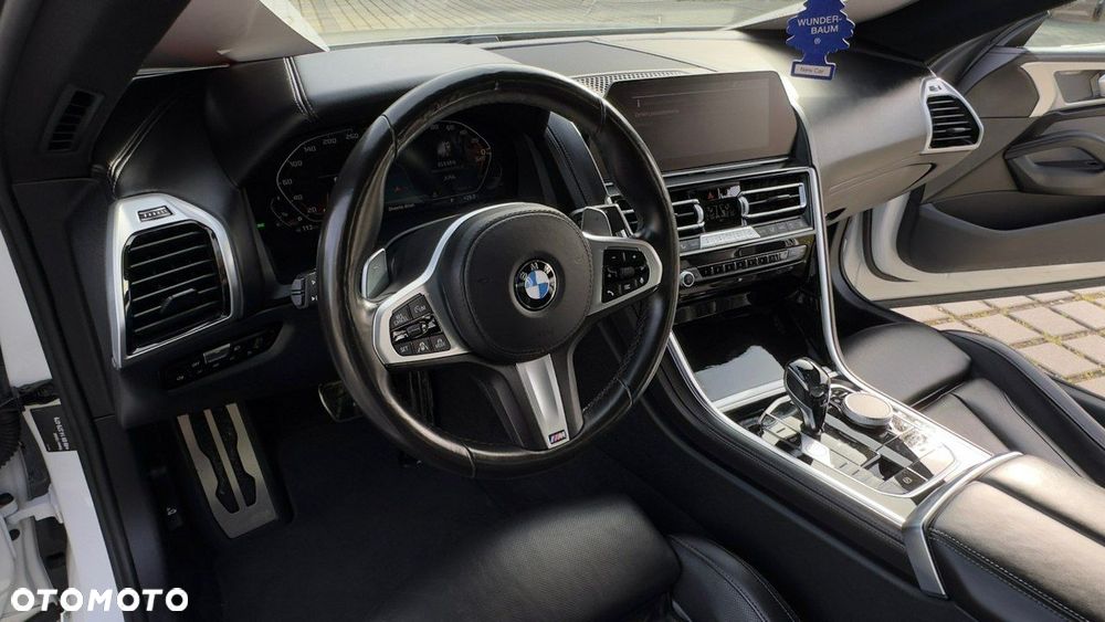 BMW Seria 8 - 15