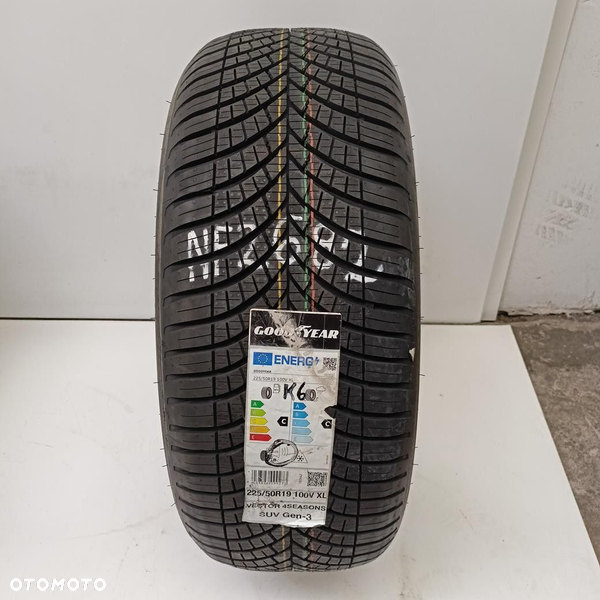 Opona 225/50/19 Goodyear Vector 4Seasons G.3 (NF2682)