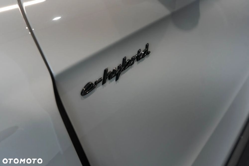 Porsche Panamera - 35