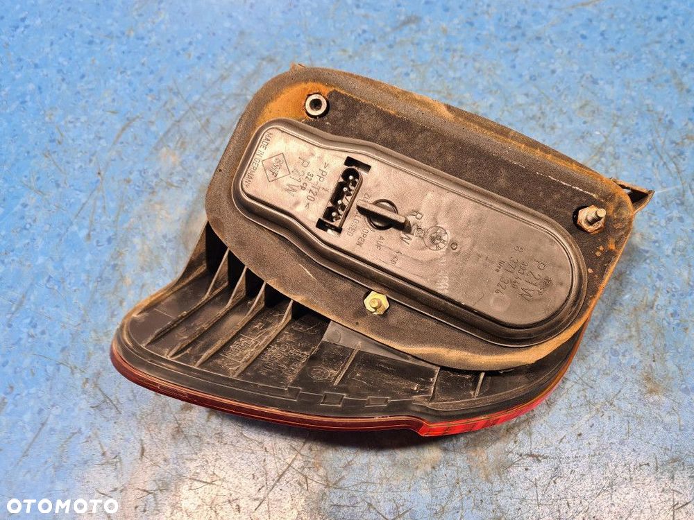 BMW 5 E39 LAMPA TYŁ LEWA ZEWNĘTRZNA - 7