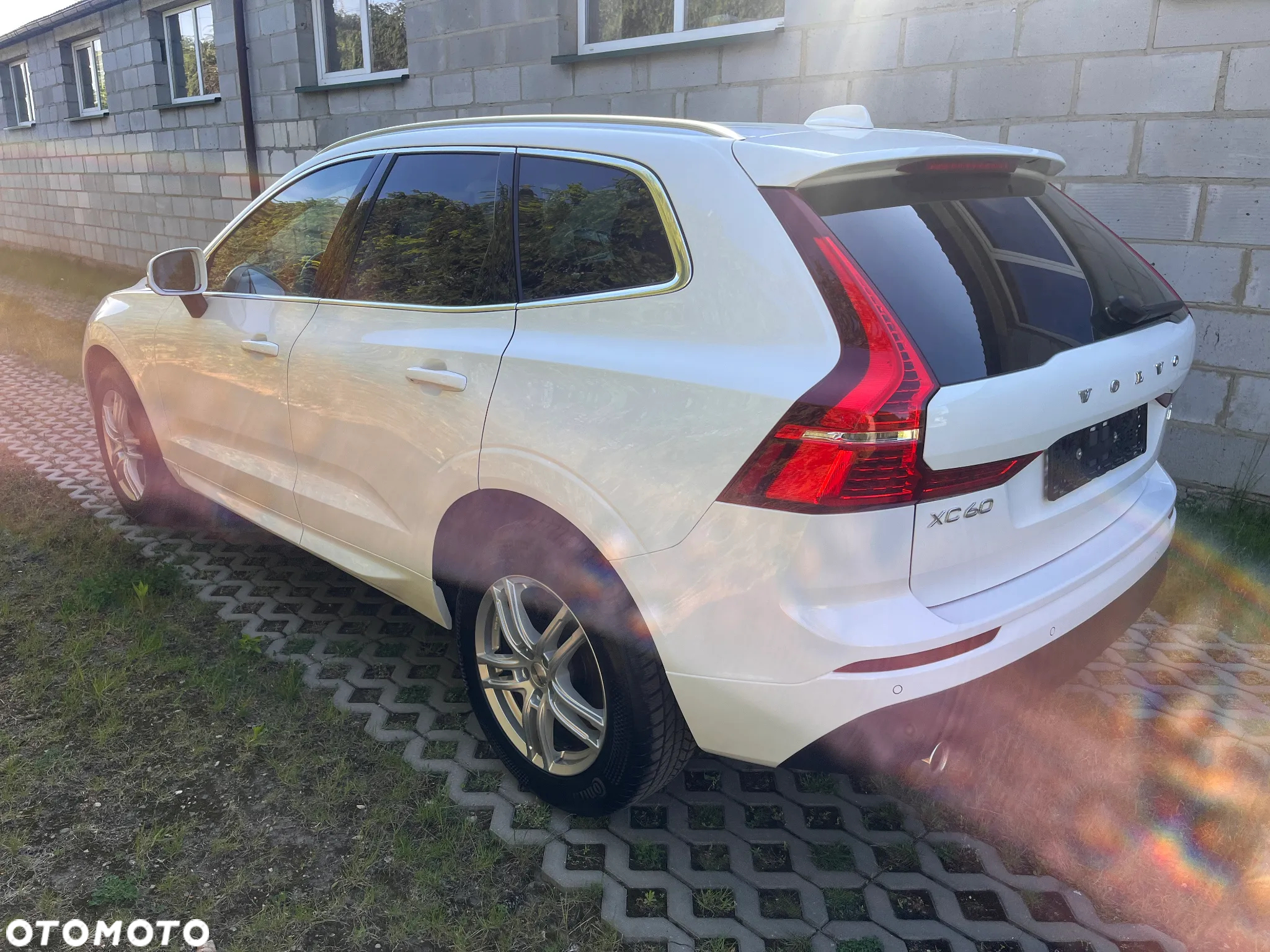 Volvo XC 60 B4 D AWD Geartronic Momentum Pro - 7
