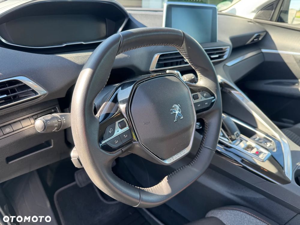 Peugeot 5008 1.2 PureTech Active Pack S&S EAT8 - 19