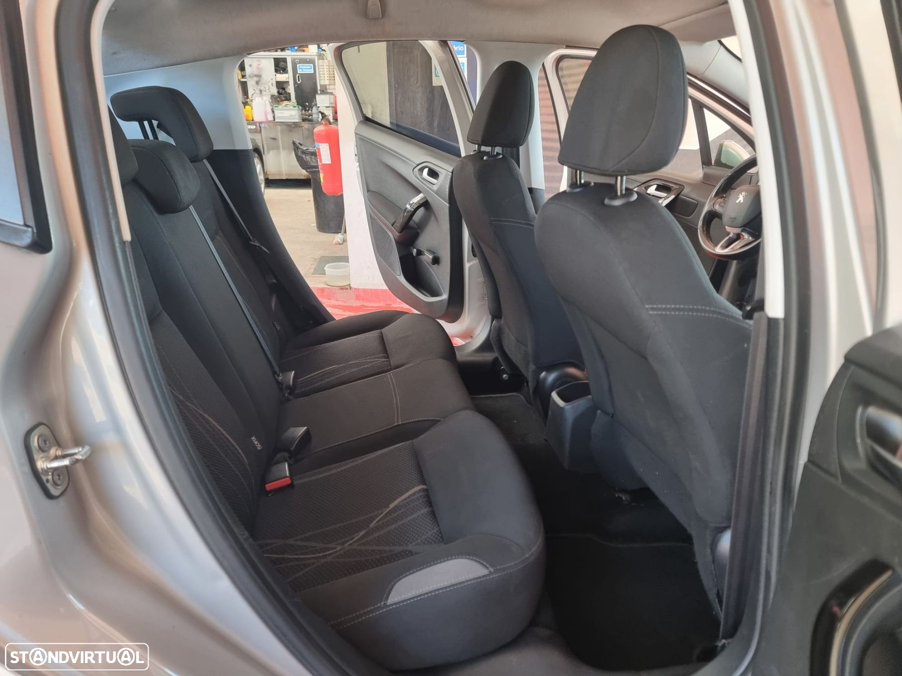 Peugeot 208 1.4 HDi Active - 20