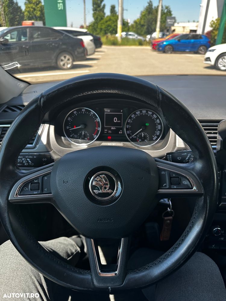 Skoda RAPID 1.2 TSI Style DSG - 7