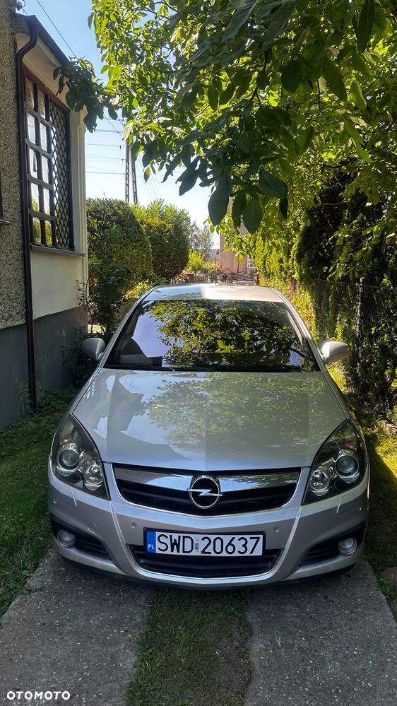 Opel Signum 2.0 T Cosmo - 2