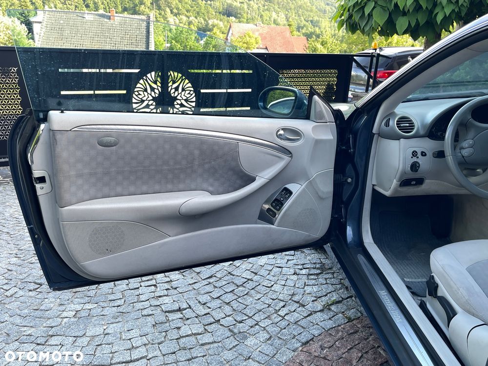 Mercedes-Benz CLK - 20