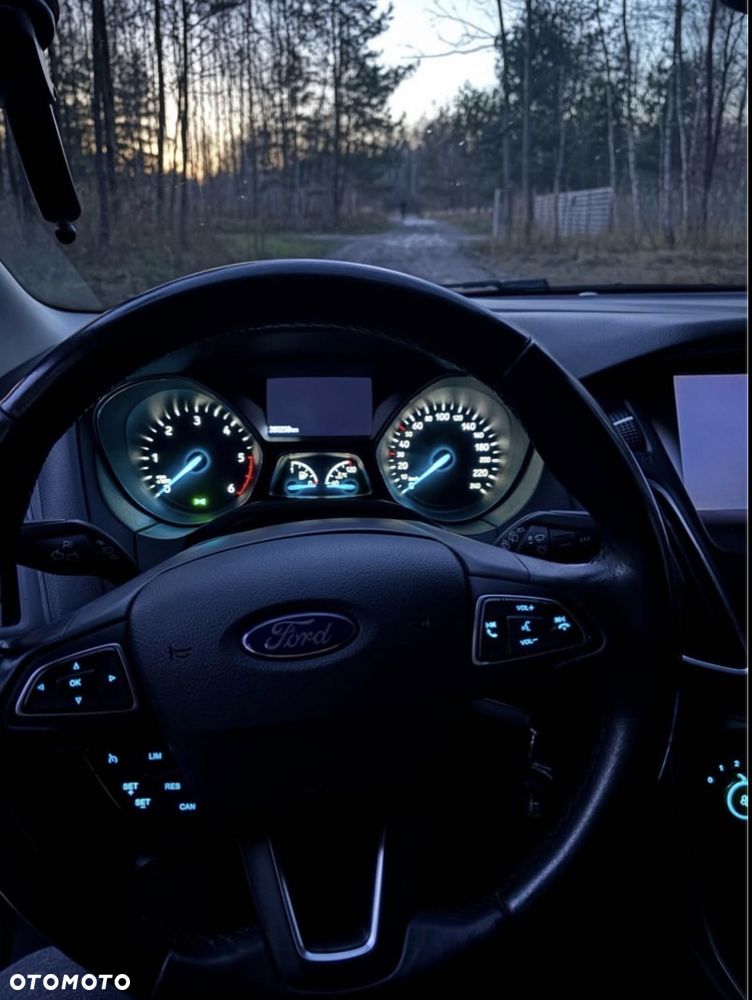 Ford Focus - 6