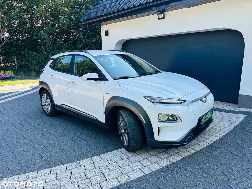 Hyundai Kona - 23