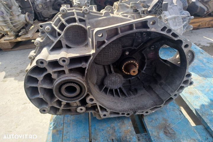CUTIE DE VITEZE 2.0 TDI 4X4 KUC Volkswagen VW Tiguan 1 5N [2007 - 201 - 2
