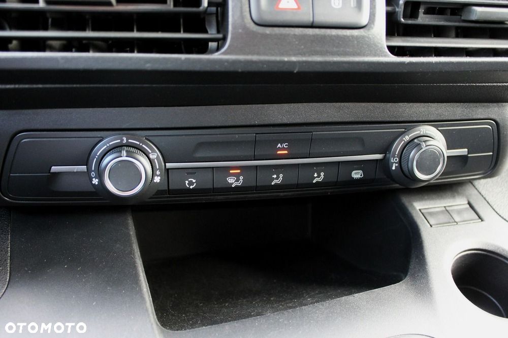 Toyota Proace City - 21