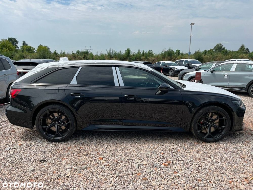 Audi RS6 Avant - 7
