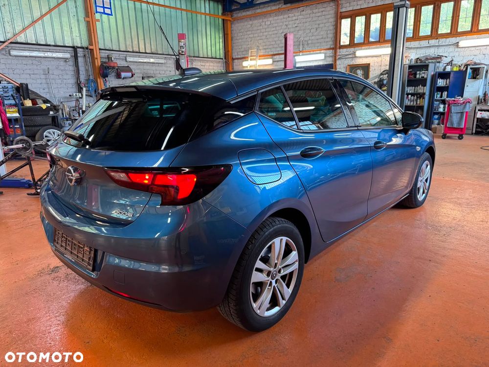 Opel Astra 1.0 T Dynamic S&S - 10