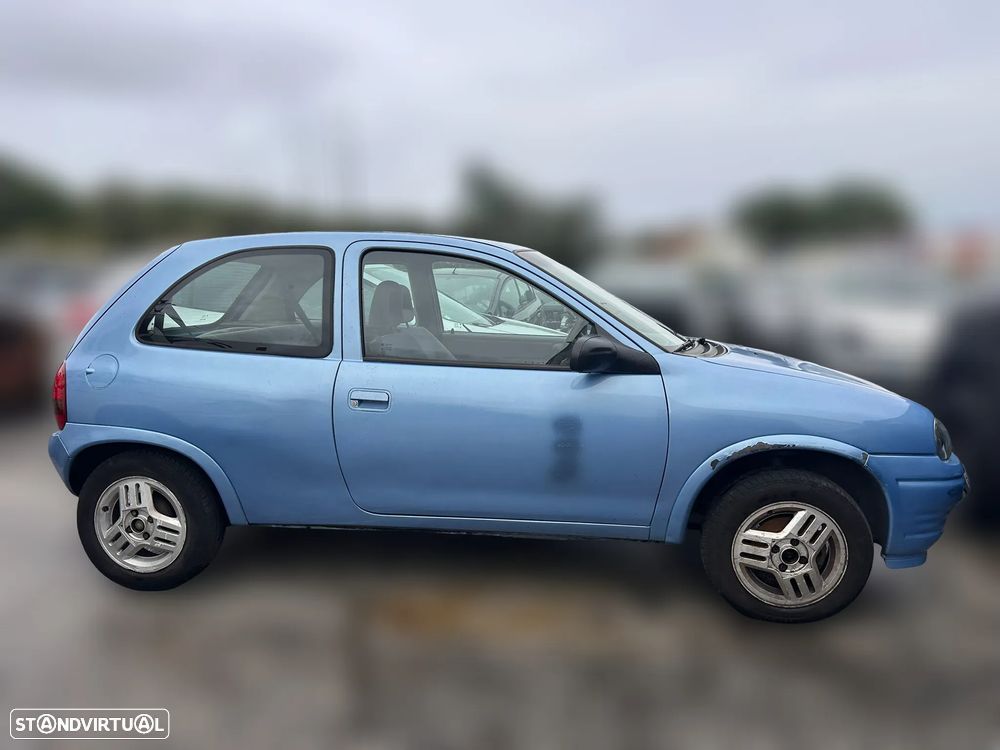 Opel Corsa B 1.2 i Gasolina 45 cv  33 kW 1993 - 2000 X 12 SZ para peças - 3