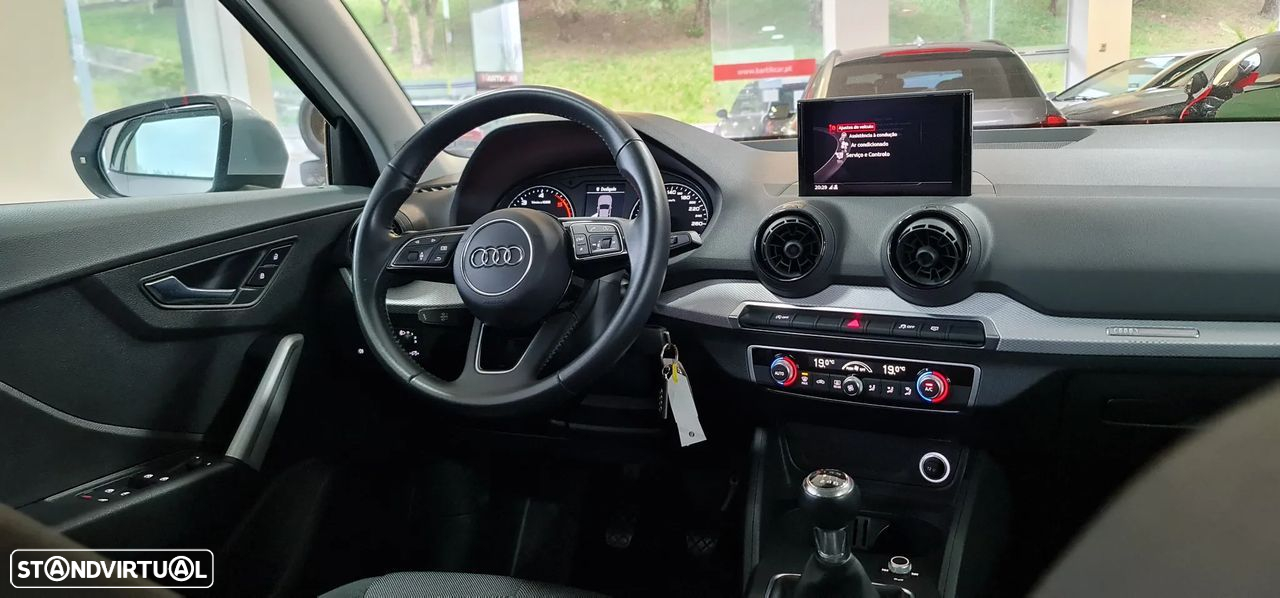 Audi Q2 1.6 TDI Design - 36
