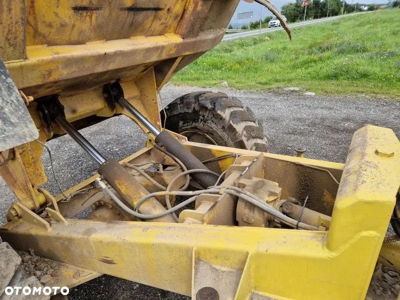 Thwaites Mah 165 - 5