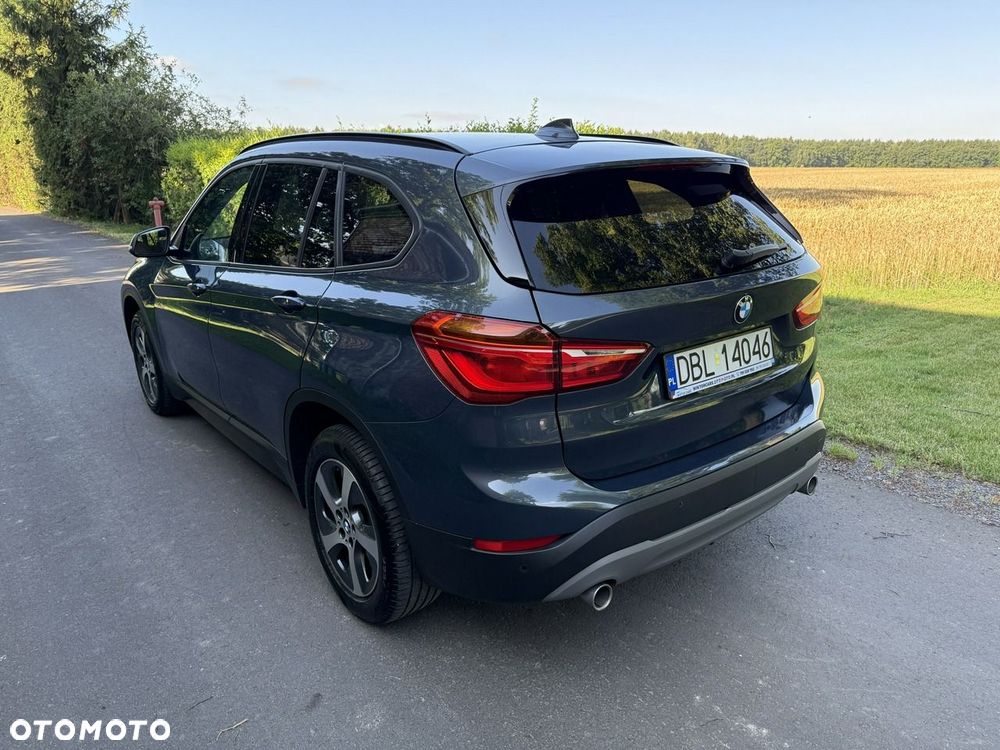 BMW X1 sDrive18d - 32