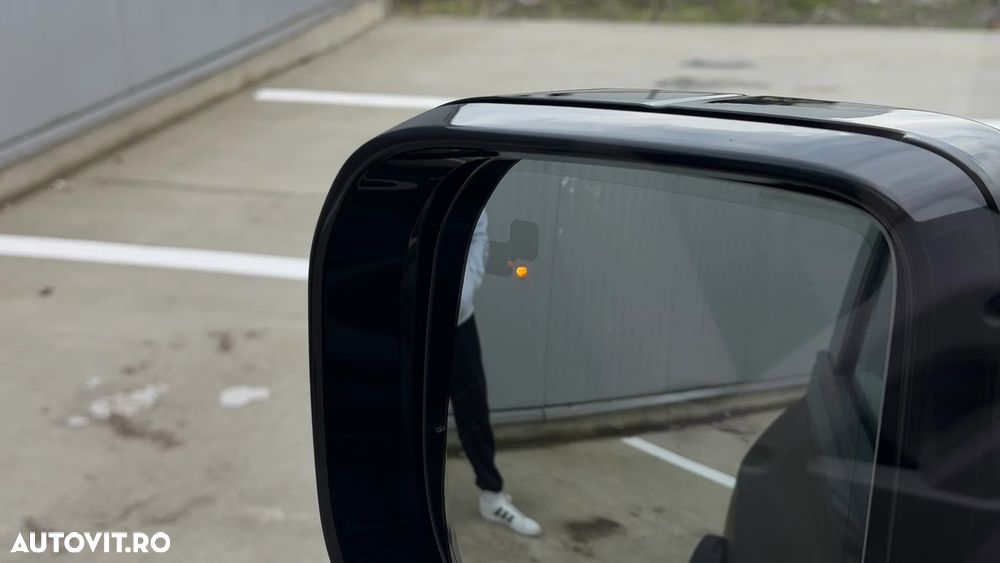 Land Rover Defender 90 3.0D 250 MHEV Hard Top X-Dynamic SE - 39