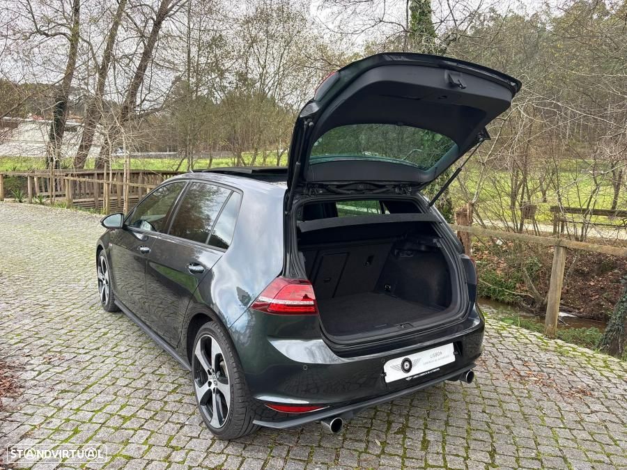 VW Golf 2.0 TSi GTi DSG Performance - 23