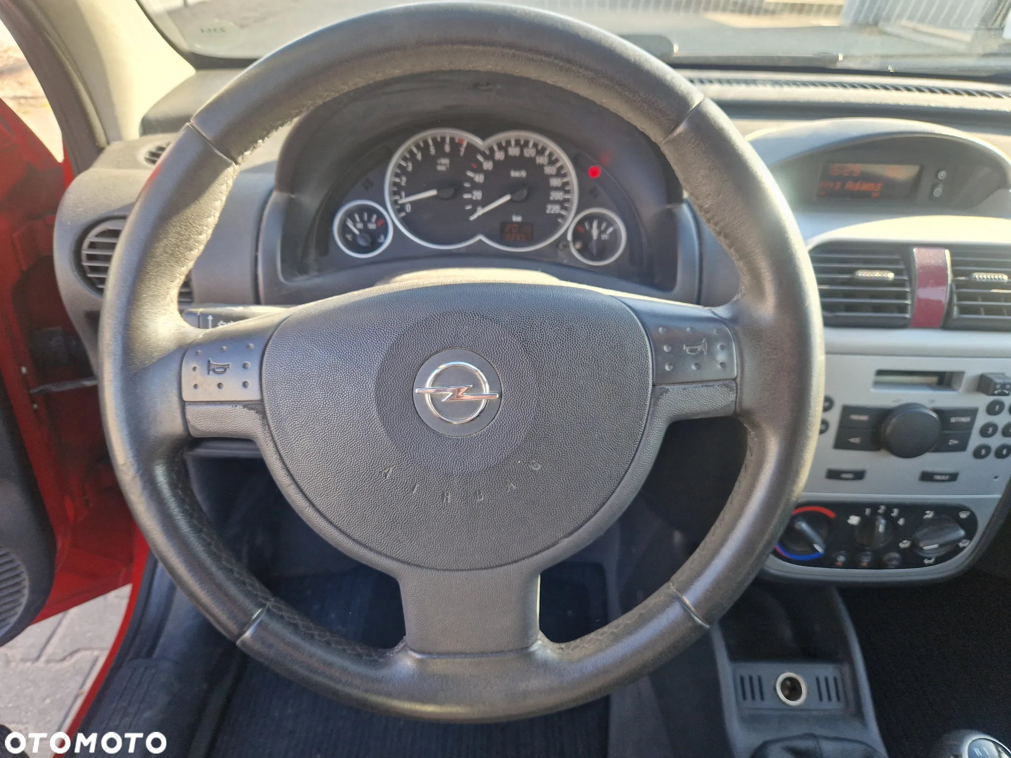 Opel Corsa 1.2 16V - 10